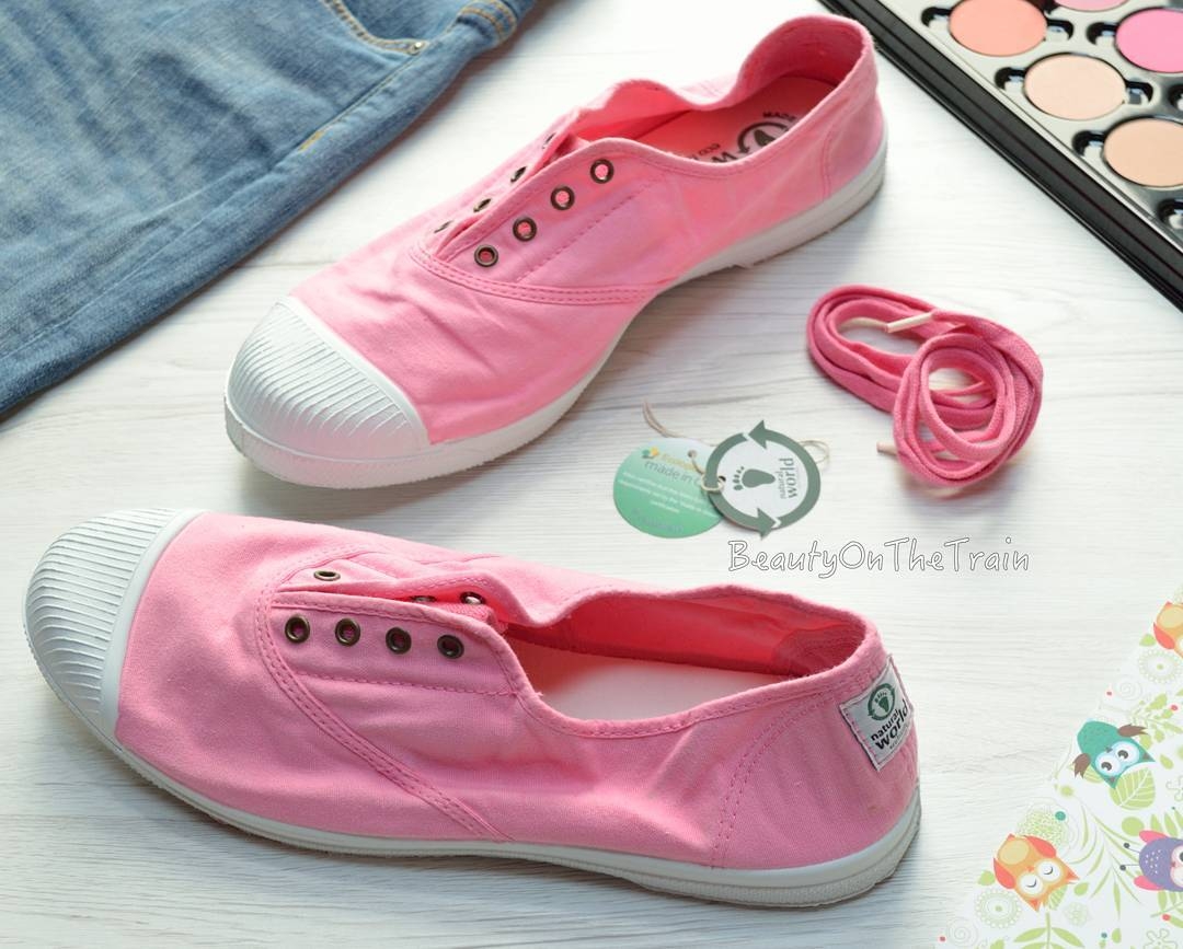 Sneakers Natural World